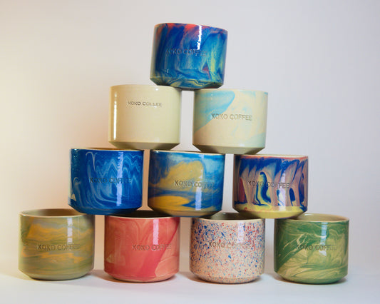 Cappuccino-Tasse Keramik handgefertigt – Engoben Marmorierung